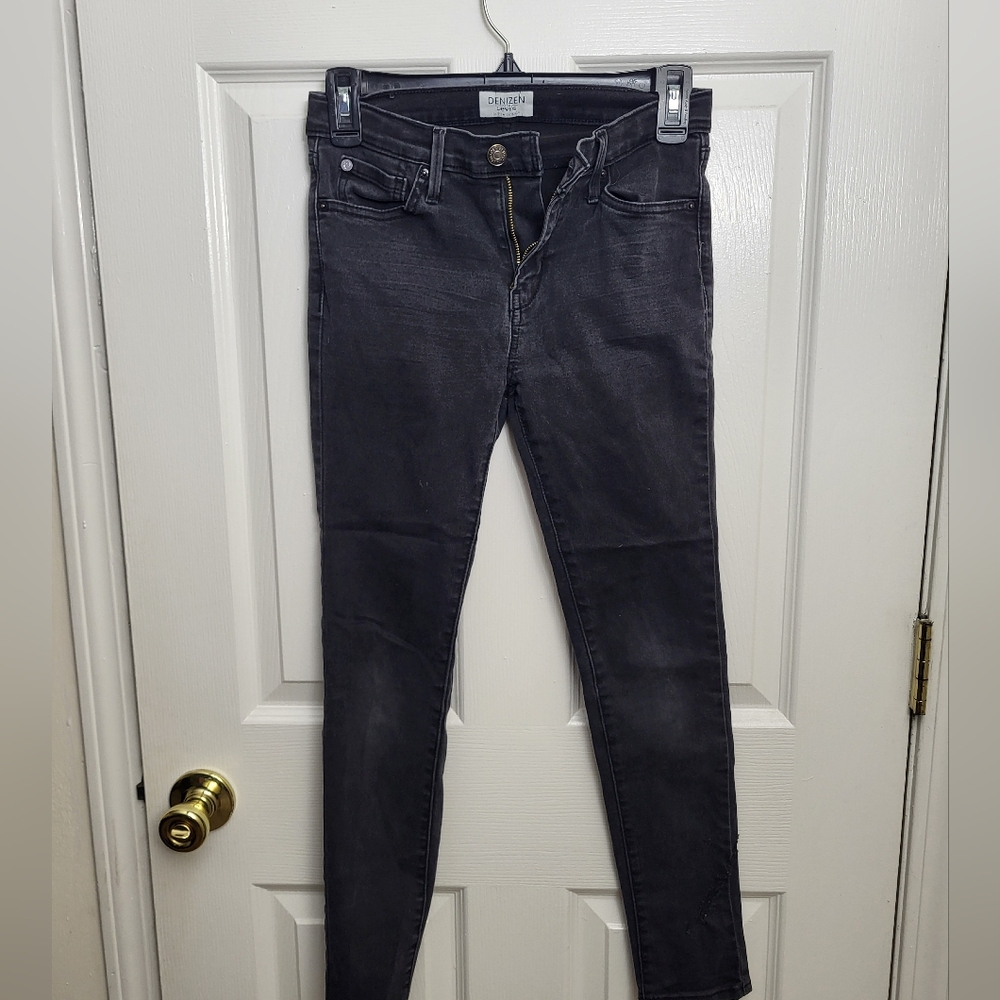 3 for 10!! womens Levi's jeans